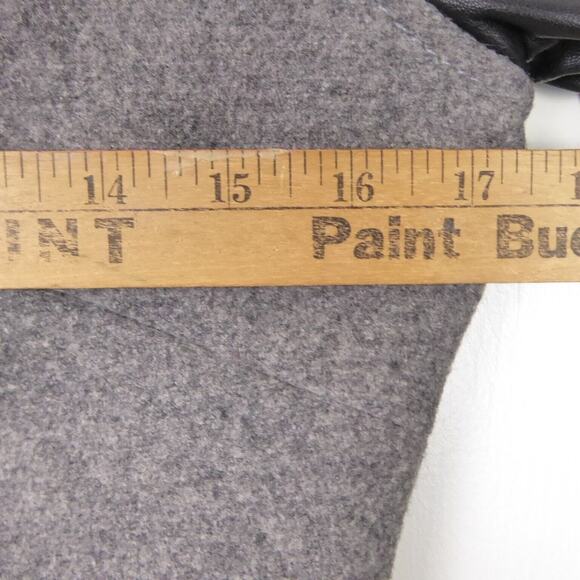 True Religion Varsity Jacket Womens SZ XS Leather Sleeves Wool Blend Body EUC - Picture 8 of 10